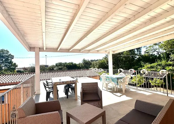 Aquamare Гостевой дом Сан-Теодоро